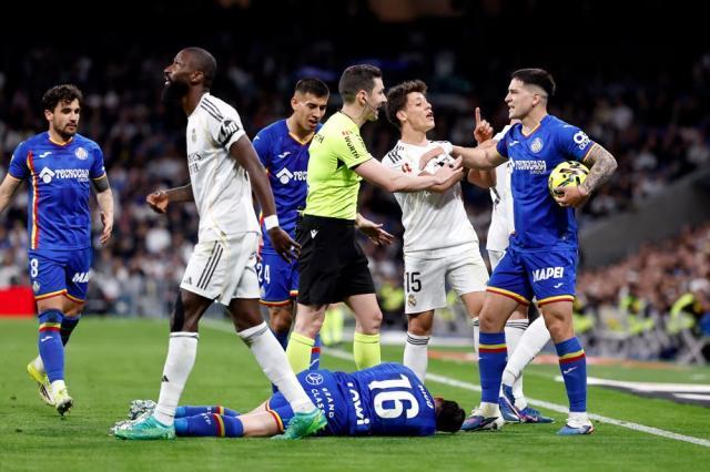 九游体育-皇马输球又输人，伯纳乌喊弗洛伦蒂诺辞职